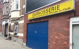 Devanture carrosserie