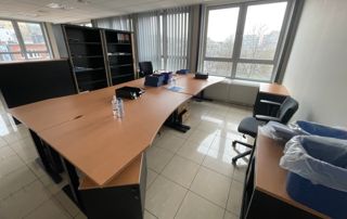 bureau avant vide-maison