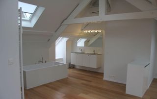 Salle de bain et placards