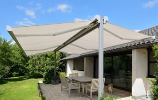 tente solaire sur terrasse