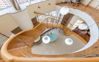 escalier sur mesure en bois